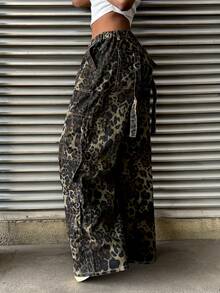 Rivivi Women's Leopard Print Pocket Button Casual Versatile Daily Wear Wide Leg Jeans - Multicolor - View 3