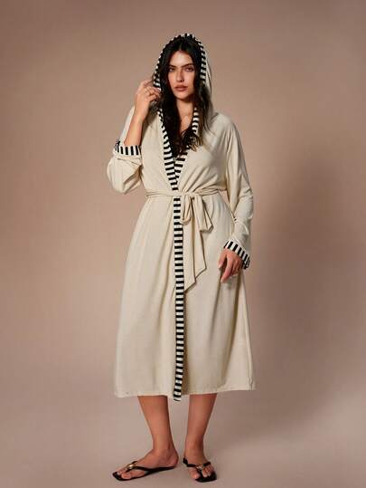 Lazeform Große Größen Lässig Loose Kapuzen Weich Gestrickt Stoff Gestreift Saum Damen Nachtwäsche Bademantel