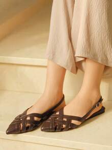 Rosivie 棕色女式编织休闲平底凉鞋 - 棕色 - 查看 7