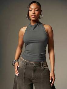 Denimoi Áo nữ cổ yếm đính đinh tán, kiểu dáng Y2K Millennial dễ mặc, phong cách thường ngày. - Xám - Xem 5