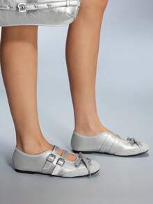 CUCCOO GRLICON Women's Buckle Design Casual Versatile Flat Shoes - Silver - View 5