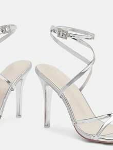 Glitzique 2025年夏季新款性感单扣交叉带凉鞋女款蛇形环绕露趾高跟鞋 - 銀色 - 查看 7