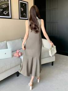 DAZY Women's Elegant Commuter Houndstooth Sleeveless Mid-Length Dress, Summer - Khaki - View 2