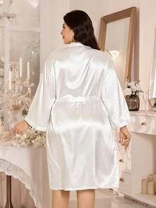 MuseNap CURVE Minimalist White Satin Heart Jacquard Tie-Up Plus Size Robe - White - View 2