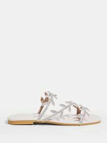 CUCCOO TILAWA Women Flat Sandals - Silver - View 2