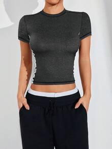 Easithlete Easithlete 女士瑜伽健身运动T恤，修身通勤休闲款，侧边白色条纹，性感舒适通勤户外跑步修身侧网面料短袖上衣 - 灰色 - 查看 7