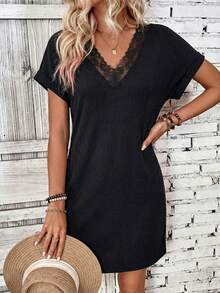 EMERY ROSE Women's Contrast Lace V-Neck Short Sleeve Casual Mini Dress - Black - View 4