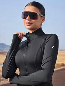 OutZeal Women Sun-Proof Jacket Daily Casual UV Protection Mesh Design Slim-Fit Zip Up Jacket - Black - View 9