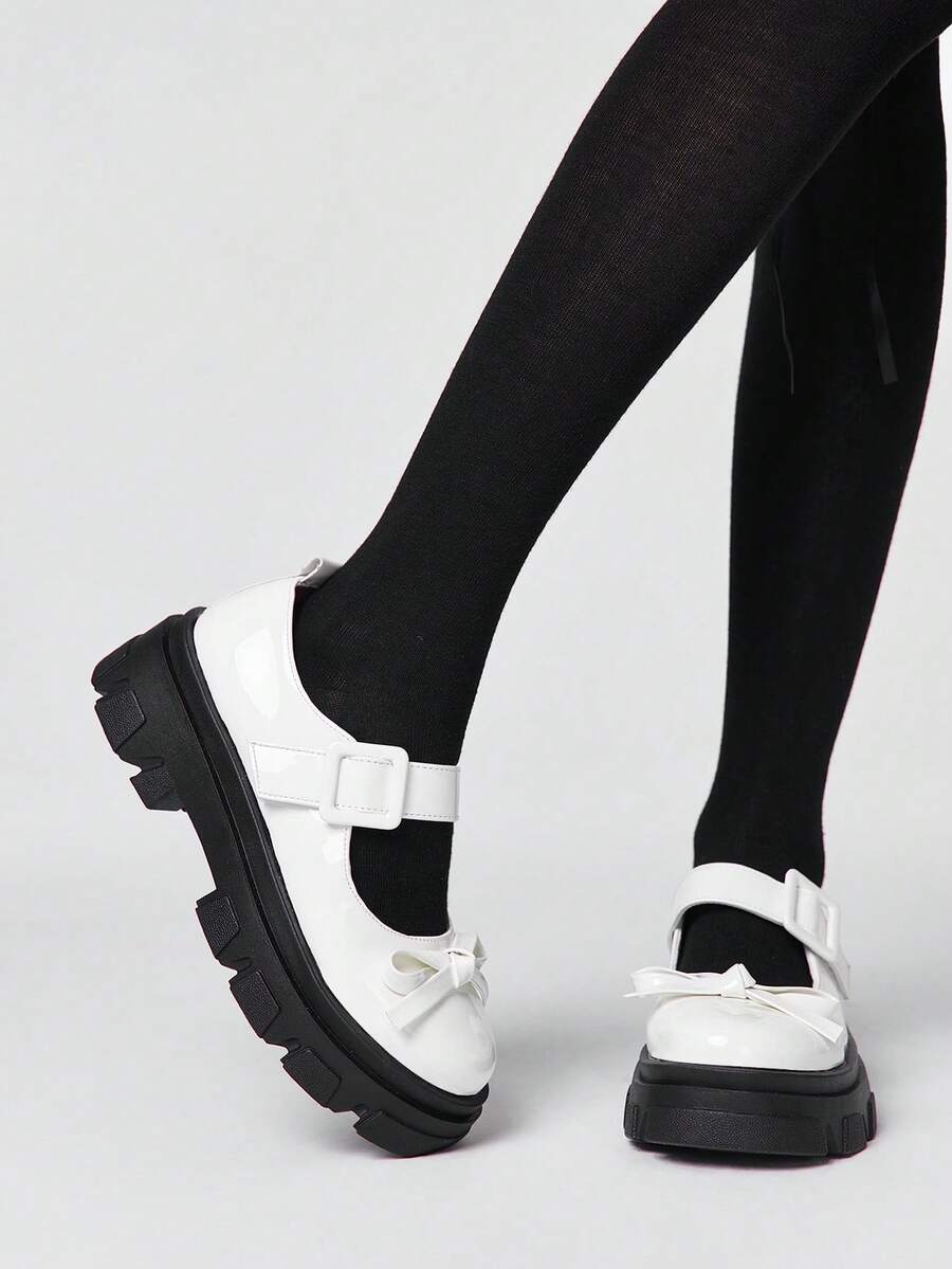 ROMWE Kawaii Giày cao gót đế xuồng và đế platform cho nữ, giày Diablo Rock Punk Goth, giày Mary Jane một khóa, giày da nhỏ, giày kín mũi có nơ, giày đồng phục JK Nhật Bản ngọt ngào, phong cách Y2K. - Nơ bướm trắng gạo - Xem 1