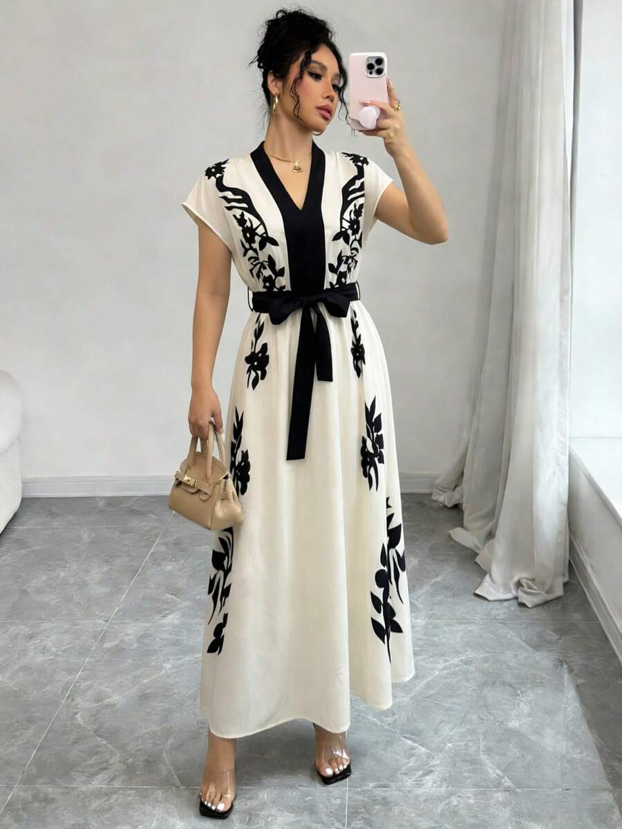 Franclia Women's Floral Print V-Neck Elegant Mid-Length Dress - Apricot - View 1