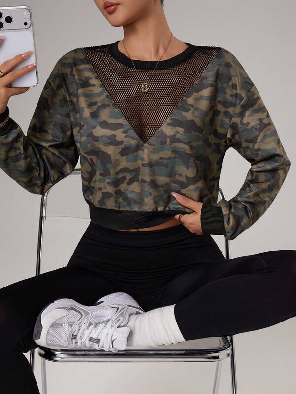 CourtClass 女士迷彩拼接圆领落肩长袖卫衣