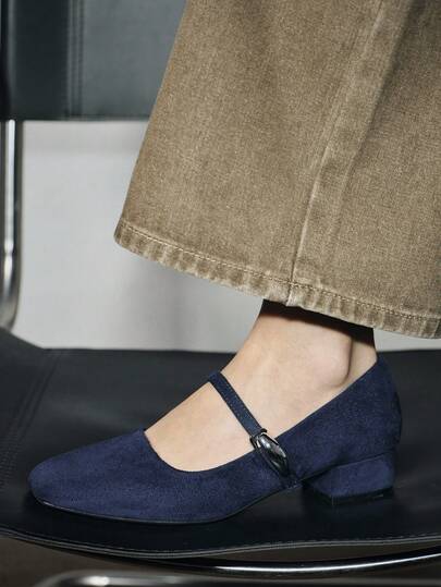 女式 3 厘米布面高跟时尚百搭白色玛丽珍粗跟平底鞋，适合所有季节