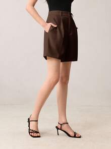 BizChic Quần short nữ mùa hè mới, thiết kế xếp ly eo, túi bên hông, phù hợp cho công sở, các dịp trang trọng, đi làm thanh lịch trong thành phố, phong cách thường ngày, lãng mạn retro thập niên 90, dự tiệc, lễ tốt nghiệp, dễ phối đồ, dự đám cưới, phù dâu, chủ nhà, đi chơi, giao lưu, hẹn hò, tiệc tùng, hòa nhạc, lễ tốt nghiệp, bữa ăn trưa, sân bay. - màu nâu - Xem 7