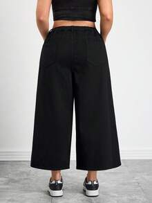 SHEIN Tall CURVE 夏季加大码高腰黑色阔腿牛仔七分裤，宽松休闲七分裤，高腰带口袋阔腿七分裤，黑色牛仔裤 - 黑色 - 查看 8