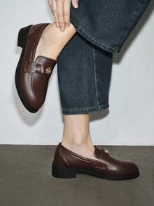 復古風格山茶花棕色柔軟皮革滑步便鞋 2024新款 圓頭厚底英式小皮鞋 - 棕色 - 查看 6