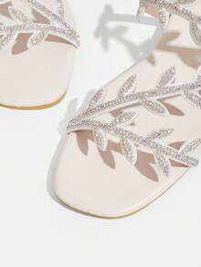 CUCCOO TILAWA Women Flat Sandals - Silver - View 6