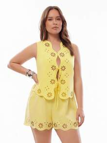 Solavibe Plus Size Women's Sleeveless Tie Front Embroidered Yellow Shirt & A-Line Shorts Set,Summer Boho Vacation Holiday Beach Outfits,Casual 2 Pieces Sets - Yellow - View 5