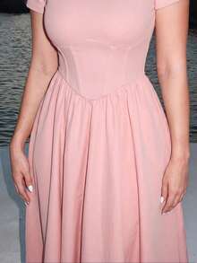 Turnttoni 黑色鱼骨纹短袖中长连衣裙 - 粉色 - 查看 3