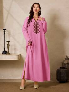 Al Najma 女士优雅复古刺绣连帽阿拉伯连衣裙 - 粉色 - 查看 2