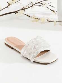 SHUZIA Women's Casual Comfortable Waverly Shell Flat Sandals - White - View 6