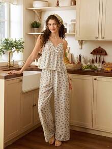 SHEIN Romantiskt, blommigt pyjamasset med v-ringning och spaghettiband för kvinnor, byxor med volangkant - Blå - Visa 1