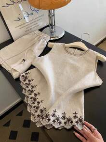 Muvela 2pcs Women Beige Summer Boho Holiday Vacation Holiday Floral Embroidery Round Neck Tank Top & Elastic Drawstring High-Waisted Shorts Two-Piece Set - Apricot - View 9