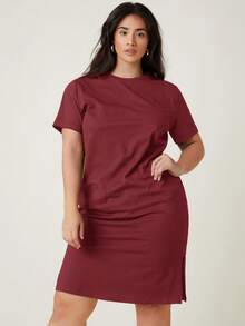 EMERY ROSE Váy thun xẻ tà màu trơn cỡ lớn - Màu Đỏ Sâu - Xem 1