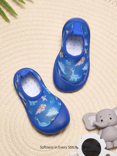 Cozy Pixies 1 Pair Boys' Blue Cartoon Dinosaur Print Fashionable Cute Casual Comfortable Lightweight Water Shoes, Suitable For Daily Home Wear, Beach Vacations And Wading Outfits(Random Pattern)