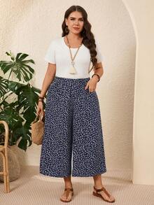 Rosumi Quần Capri ống rộng dáng suông họa tiết hoa nhí có túi dành cho nữ cỡ lớn, thích hợp đi nghỉ mát. - Màu xanh hải quân - Xem 4