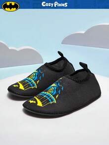 BATMAN X Cozy Pixies 1双可爱卡通图案透气软底水鞋，适合宝宝在泳池、户外、沙滩穿着 - 黑色 - 查看 4