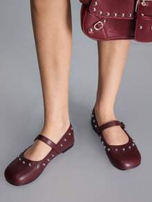 CUCCOO GRLICON Women's Rivet Decor Buckle Flat Loafers - Burgundy - View 2