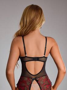 SpicyHot 1 chiếc áo liền thân gợi cảm màu đỏ và đen phối ren lưới xuyên thấu phía trước, cổ chữ V sâu, khoét hình trái tim nhỏ, lưng chéo, ôm eo, tôn dáng, thích hợp cho ngày Valentine. - Nhiều màu - Xem 2