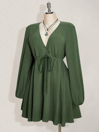 SHEIN ICON 大码女式绿色V领灯笼袖腰带连衣裙