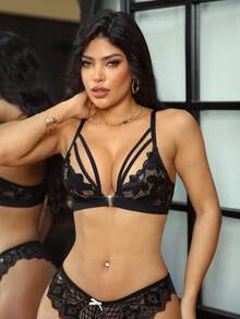 SHEIN 1pc Women Lace Front Closure Wireless Bra - Black - View 4
