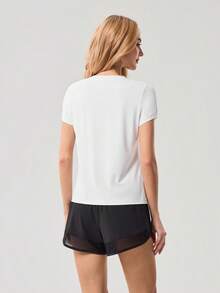 OutZeal 女士运动T恤 夏季日常休闲凉爽网眼设计上衣 - 白色 - 查看 7