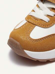 Cozy Pixies A Pair Of Spring And Summer Fashion Versatile Fun Cute Contrasting Colors Yellow White Bee Animal Embroidery Soft Bottom Flat Bottom Baby Sports Shoes College Style Outdoor Play Travel Vacation Four Seasons - Yellow - View 6