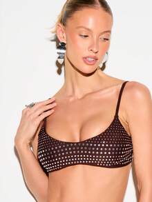 KIZN 女士银色铆钉棕色两件式比基尼套装，饰有水钻，可调节肩带，性感露臀泳裤，夏季泳装，海滩度假必备 - 棕色 - 查看 4