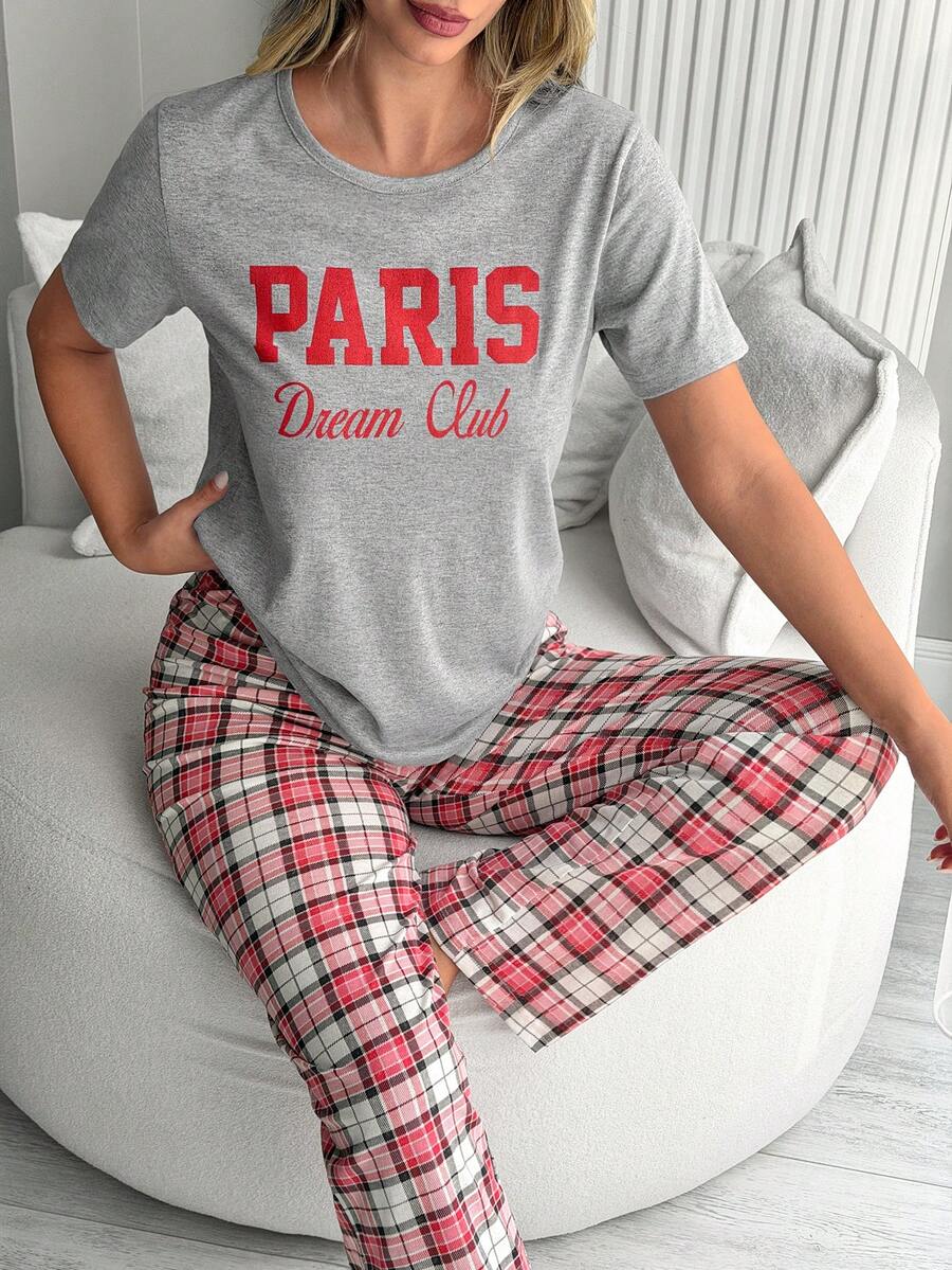 SHEIN 巴黎梦幻俱乐部睡衣套装 – 浅灰色T恤和格子休闲裤 - 紅色 - 查看 1
