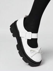 ROMWE Kawaii Giày cao gót đế xuồng và đế platform cho nữ, giày Diablo Rock Punk Goth, giày Mary Jane một khóa, giày da nhỏ, giày kín mũi có nơ, giày đồng phục JK Nhật Bản ngọt ngào, phong cách Y2K. - Nơ bướm trắng gạo - Xem 3