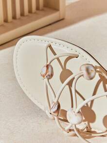 SHUZIA #ArtisanChic Sandal nữ màu trắng, đính đá và hạt cườm, quai ngang kiểu La Mã – Thoáng mát, sành điệu và hoàn hảo cho kỳ nghỉ. - màu đen - Xem 7