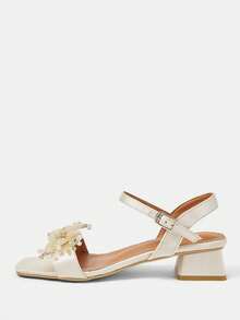 CUCCOO HITCHD 女士春夏镶钻仿珍珠元素方头4厘米粗跟时尚杏色缎面粗跟凉鞋，适合婚礼、情人节等场合穿着。 - 杏色 - 查看 9