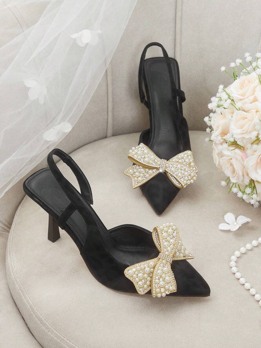 CUCCOO HITCHD 女士鞋履春夏新款立体可爱大蝴蝶结尖头酒杯跟中跟浪漫优雅气质简约黑色缎面高跟单跟约会下午茶派对情人节优雅装扮宴会约会晚礼服甜美性感露跟婚鞋半拖鞋马卡龙白米色蓝色宝蓝色粉色棕色绿色酒红色灰色玫瑰红紫色黄色橙色杏色金色银色水钻大码水钻花朵蕾丝婚鞋春鞋新娘鞋 - 黑色 - 查看 1