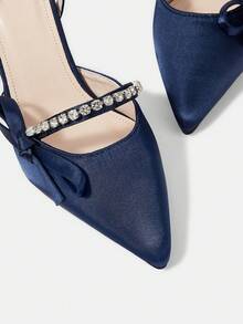 CUCCOO HITCHD 女士鞋履春夏新款立体可爱大蝴蝶结尖头酒杯跟中跟浪漫优雅简约黑色缎面高跟单跟约会下午茶派对情人节优雅礼服宴会约会晚礼服甜美性感婚鞋半拖鞋马卡龙白米色蓝色宝蓝色粉色棕色绿色酒红色灰色玫瑰红紫色黄色橙色杏色金色银色钻石大码水钻花朵蕾丝婚鞋春鞋新娘鞋 - 寶藍色 - 查看 11