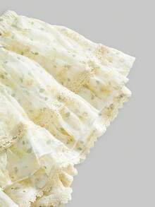 ROMWE Hippie Shorts de Cintura Baixa com Babado e Renda Floral Estilo Campestre para Mulheres - Malva - Visão 10