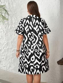 EMERY ROSE Plus Size Women's Black And White Geometric Pattern V-Neck Loose Short Sleeve Casual Summer Boho Vacation Dress,Beach Outfit,Country Concert Peplum - Black and White - View 6