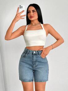 SHEIN 高腰花卉刺绣牛仔短裤 - 雏菊图案后腰拼接细节牛仔短裤 - 淺色水洗藍 - 查看 6