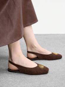 CUCCOO BIZCHIC 女士平底方头金属装饰露跟套脚鞋 - 咖啡棕 - 查看 4