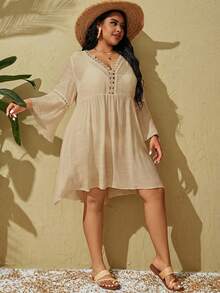 Swim Lushoire 大码女式V领褶皱休闲度假罩衫连衣裙 - 卡其色 - 查看 5