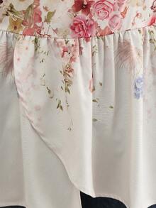 Modelyn Blouse élégante à taille ajustée avec col et manches courtes, imprimé floral ditsy, grande taille - Beige - Voir 3