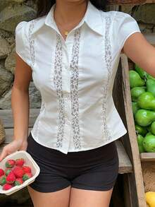 Aloruh Áo kiểu nữ mùa xuân/hè mới, màu trắng trơn, viền ren, tay cánh hoa. - trắng - Xem 2